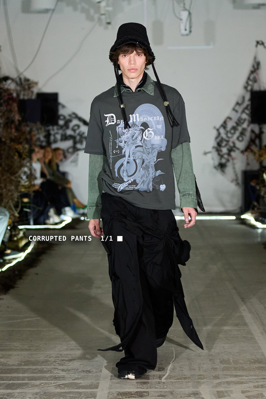 SHOP: LOOK 6 →