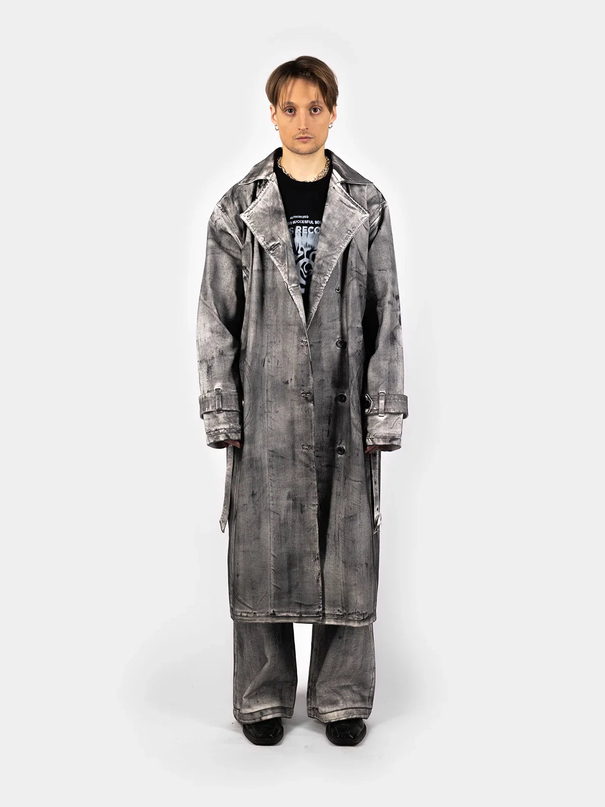 Born Extinct Waxed Coat