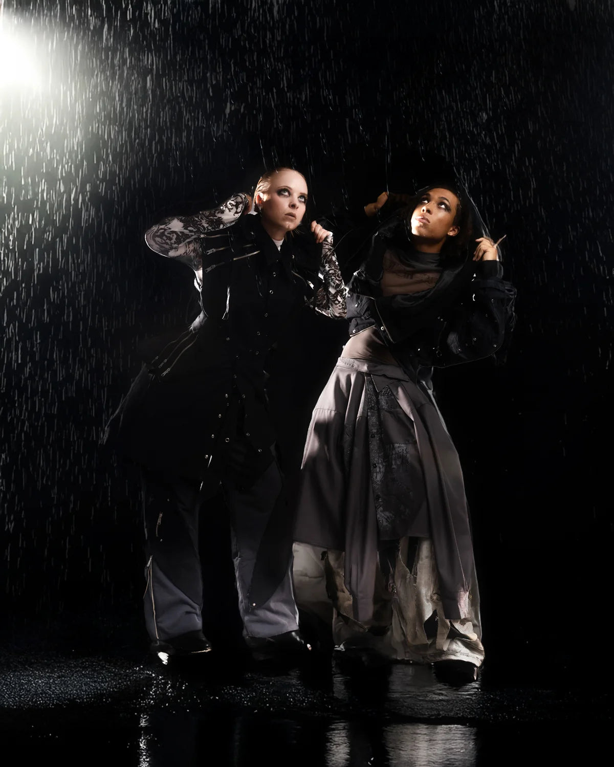 END OF SEASON SALE  40-70% OFF →