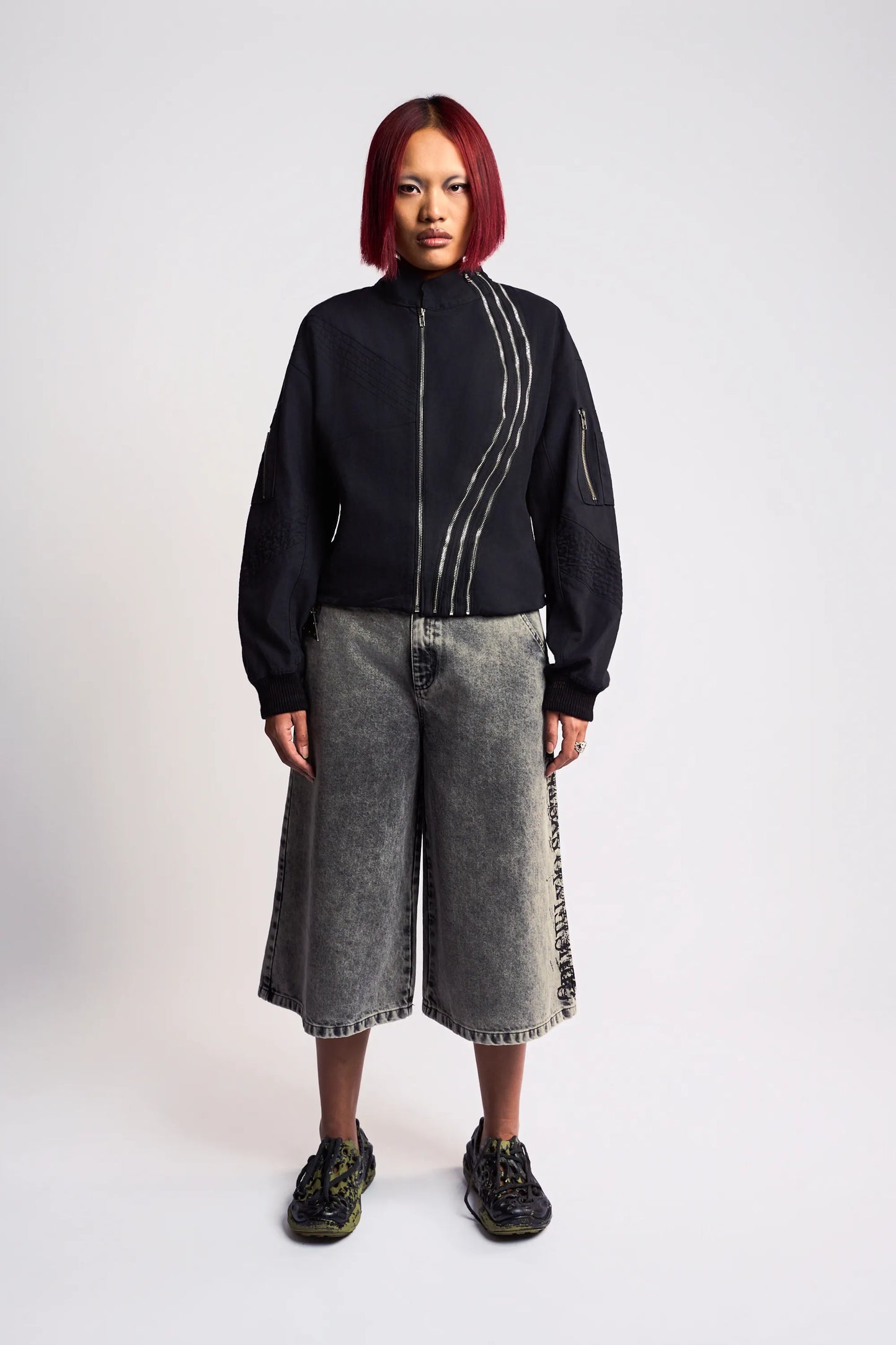 Curved Zipper jacket