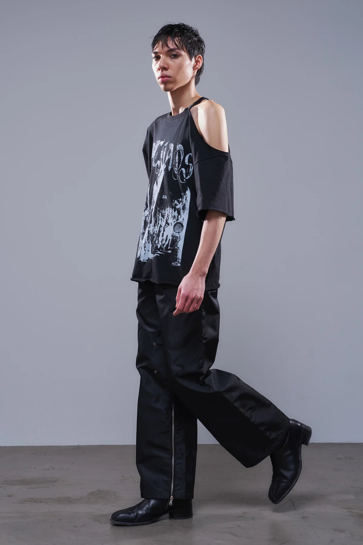 Trojan One-Shoulder T-Shirt Black