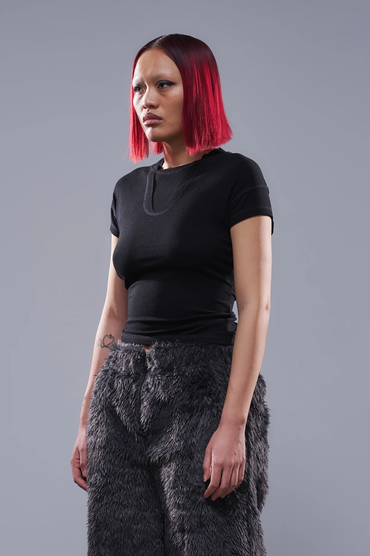 Tight-fit Rib Baby Tee Black