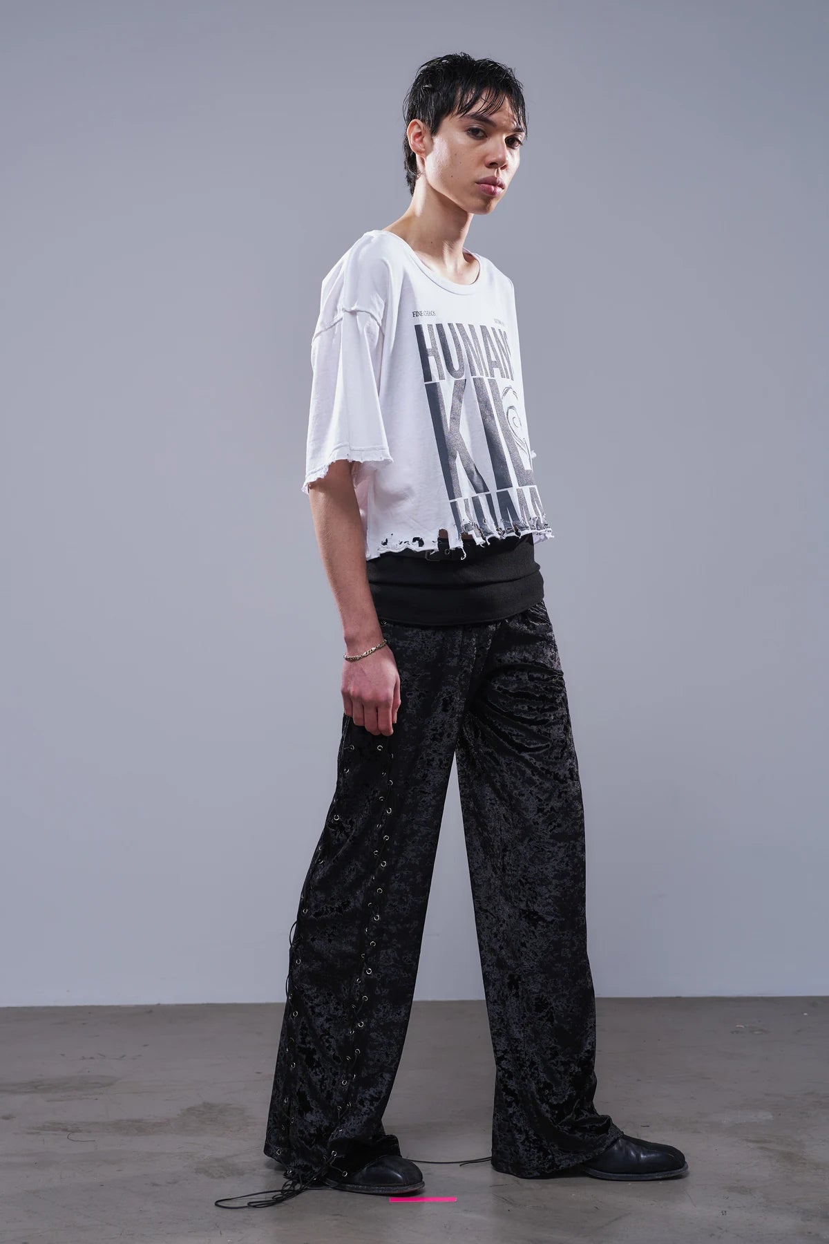'Humans Kill Humans' Cropped T-Shirt White