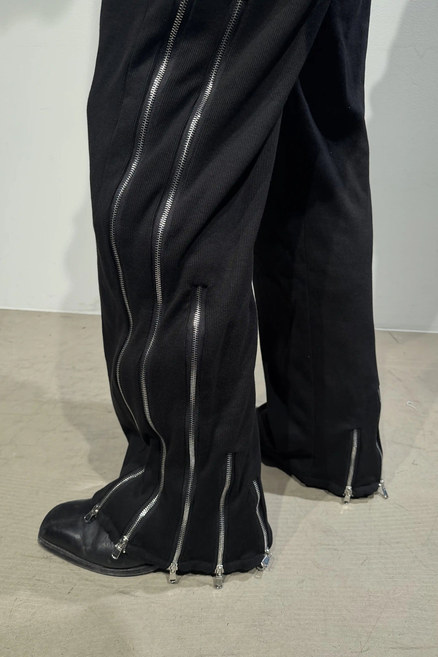 Zippered Dreams Trousers