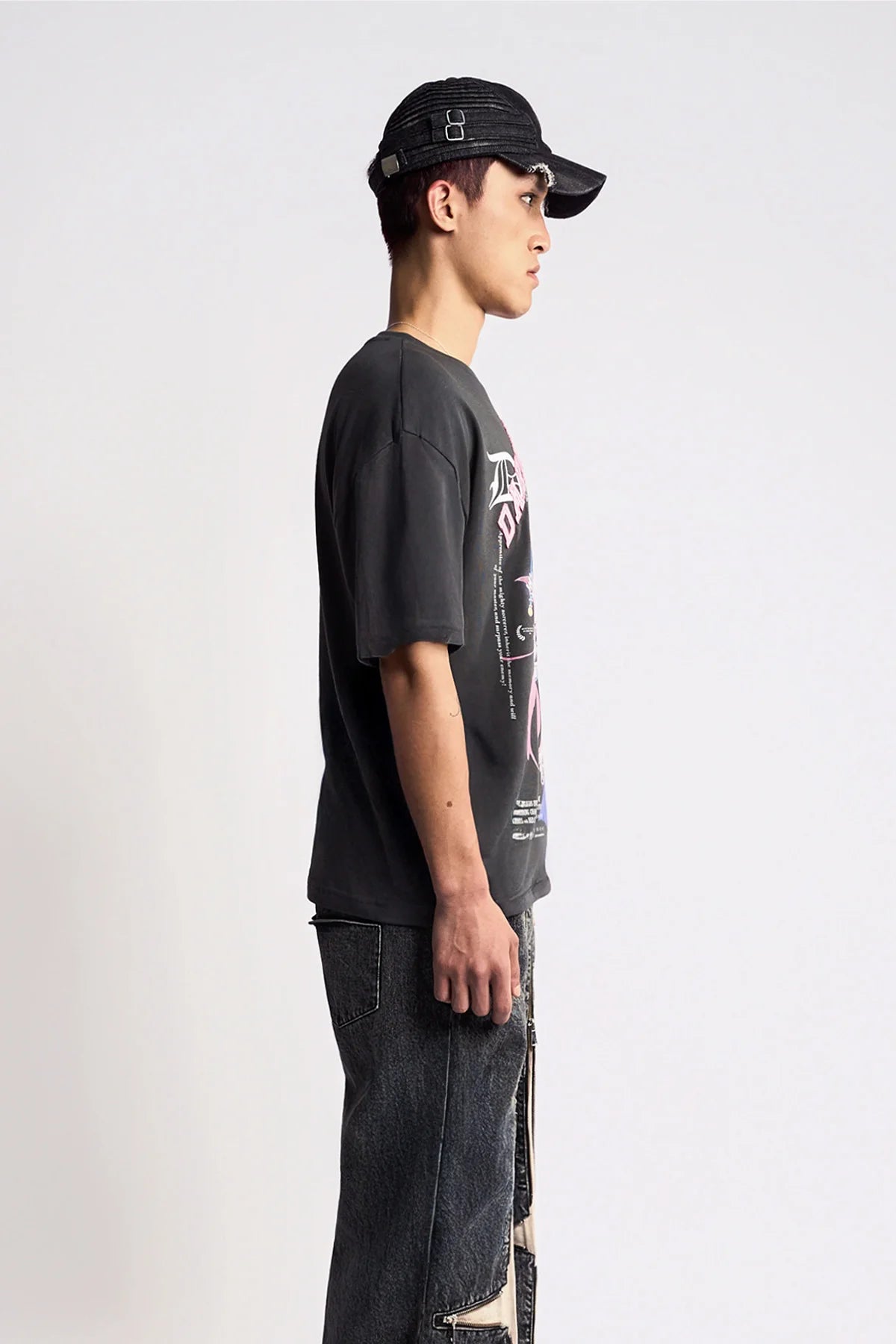 'The Dark Magicians' Pink T-Shirt